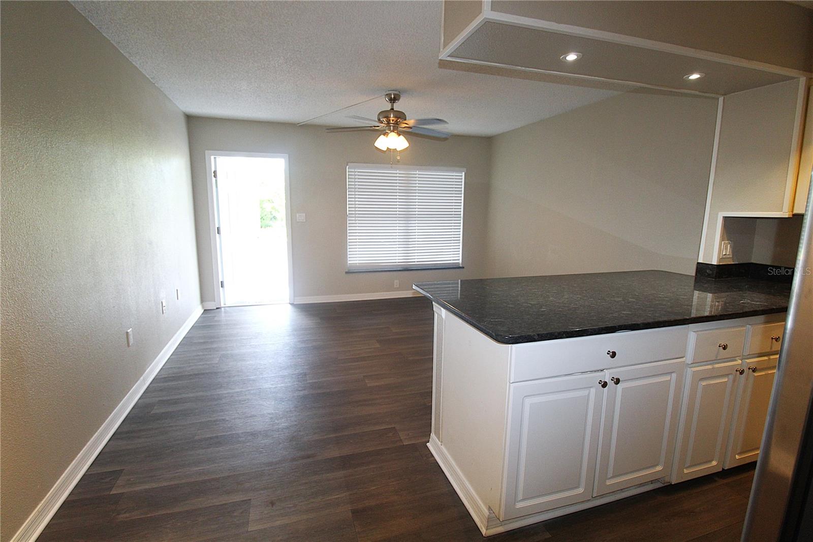 PHILLIPPE PARK REARRANGEMENT - Residential Lease