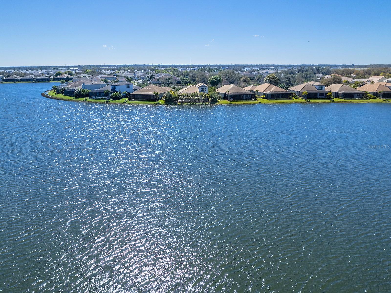 LAKEHOUSE COVE AT WATERSIDE - Residential