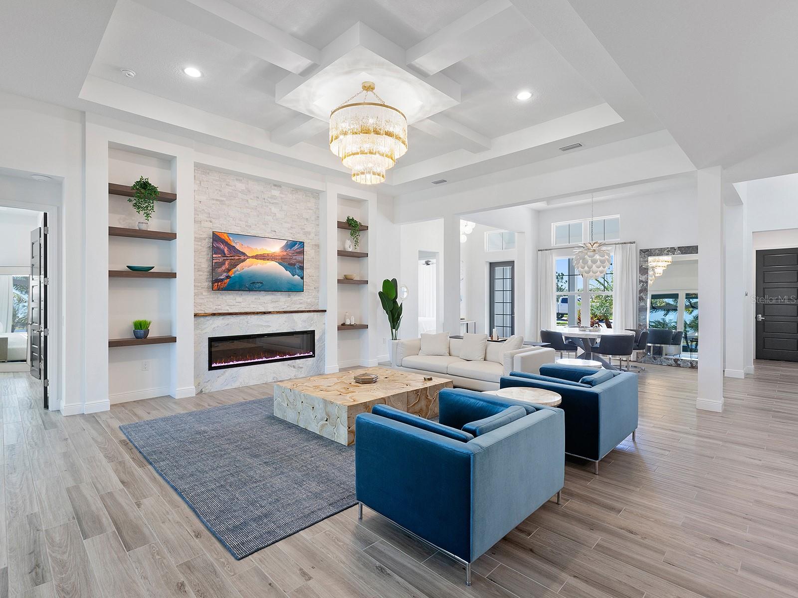 LAKEHOUSE COVE AT WATERSIDE - Residential