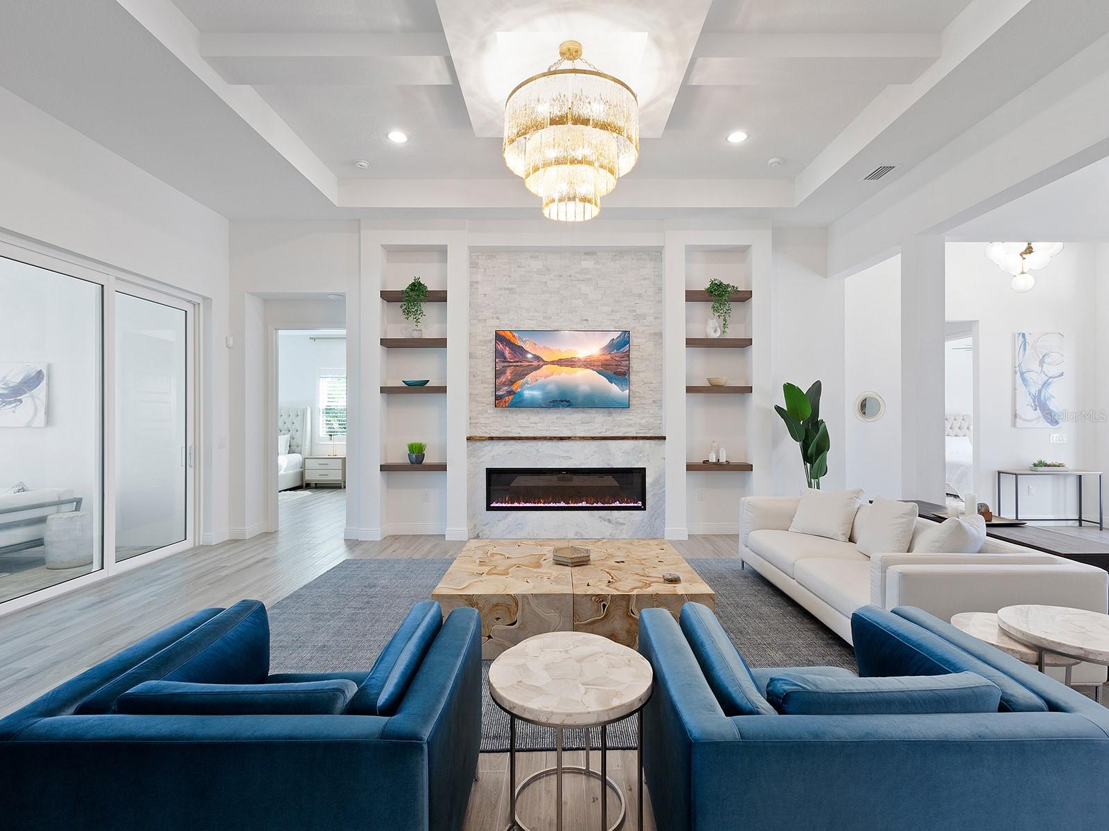 LAKEHOUSE COVE AT WATERSIDE - Residential