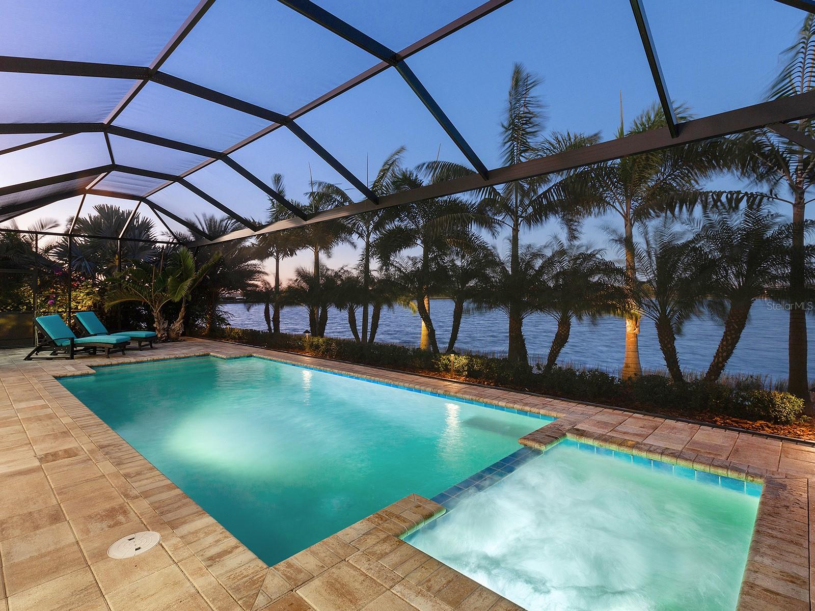 LAKEHOUSE COVE AT WATERSIDE - Residential