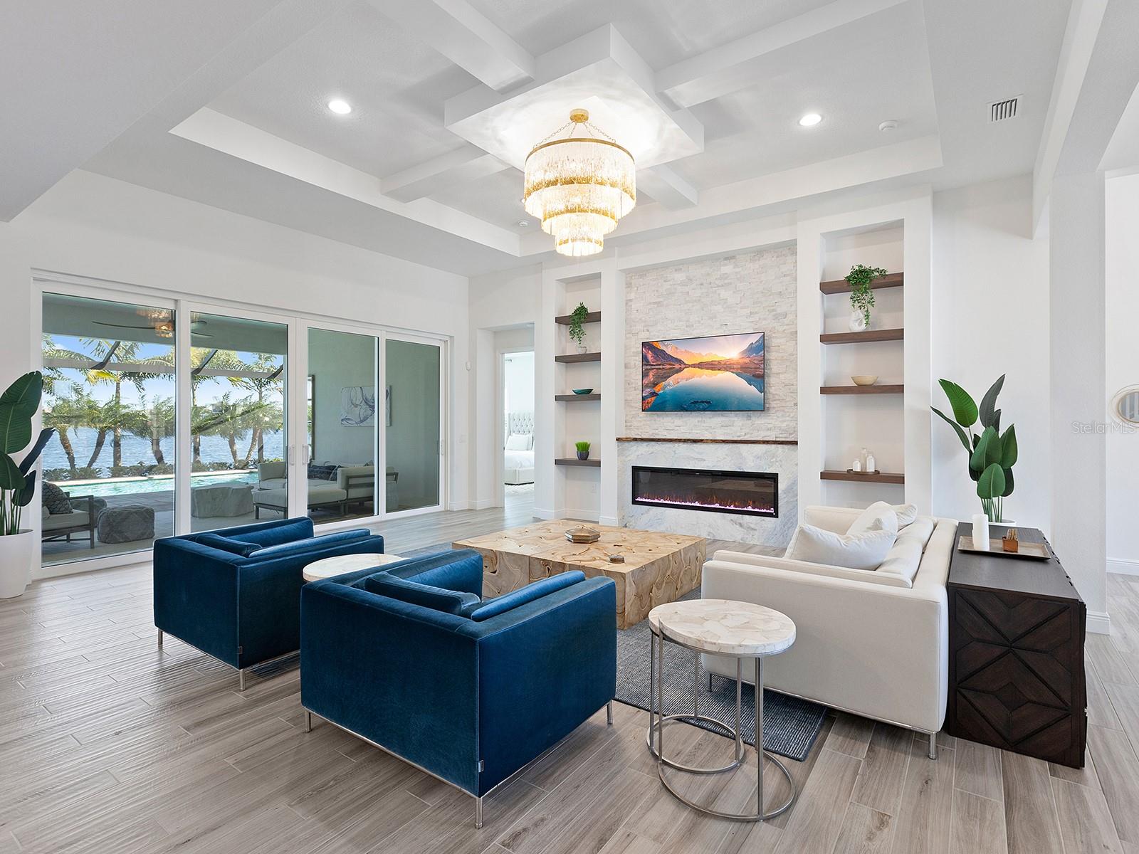 LAKEHOUSE COVE AT WATERSIDE - Residential