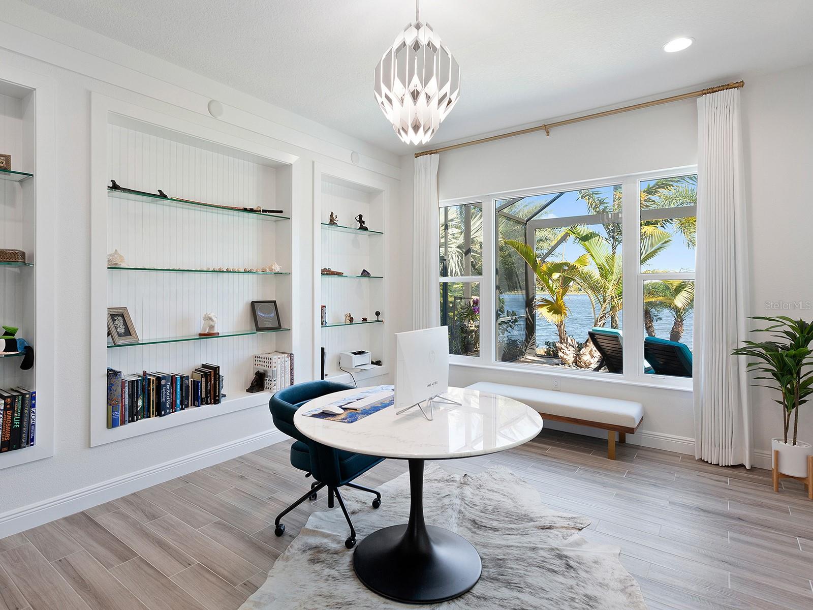 LAKEHOUSE COVE AT WATERSIDE - Residential