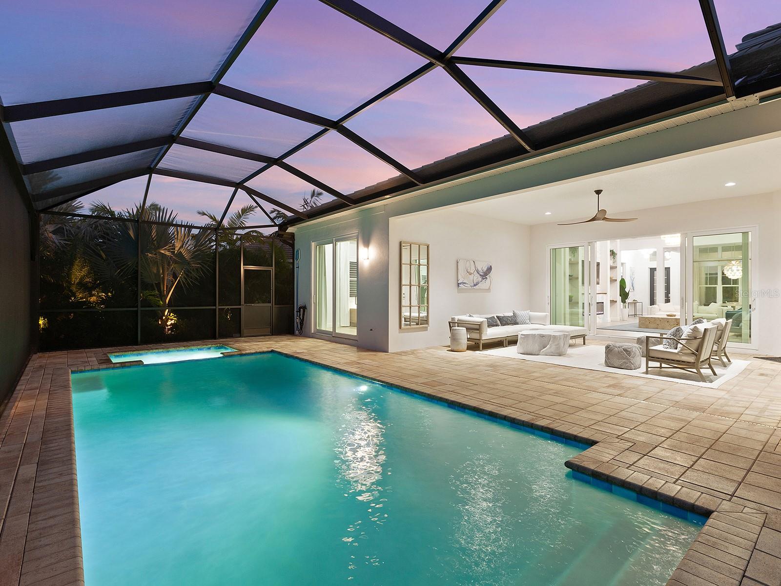 LAKEHOUSE COVE AT WATERSIDE - Residential