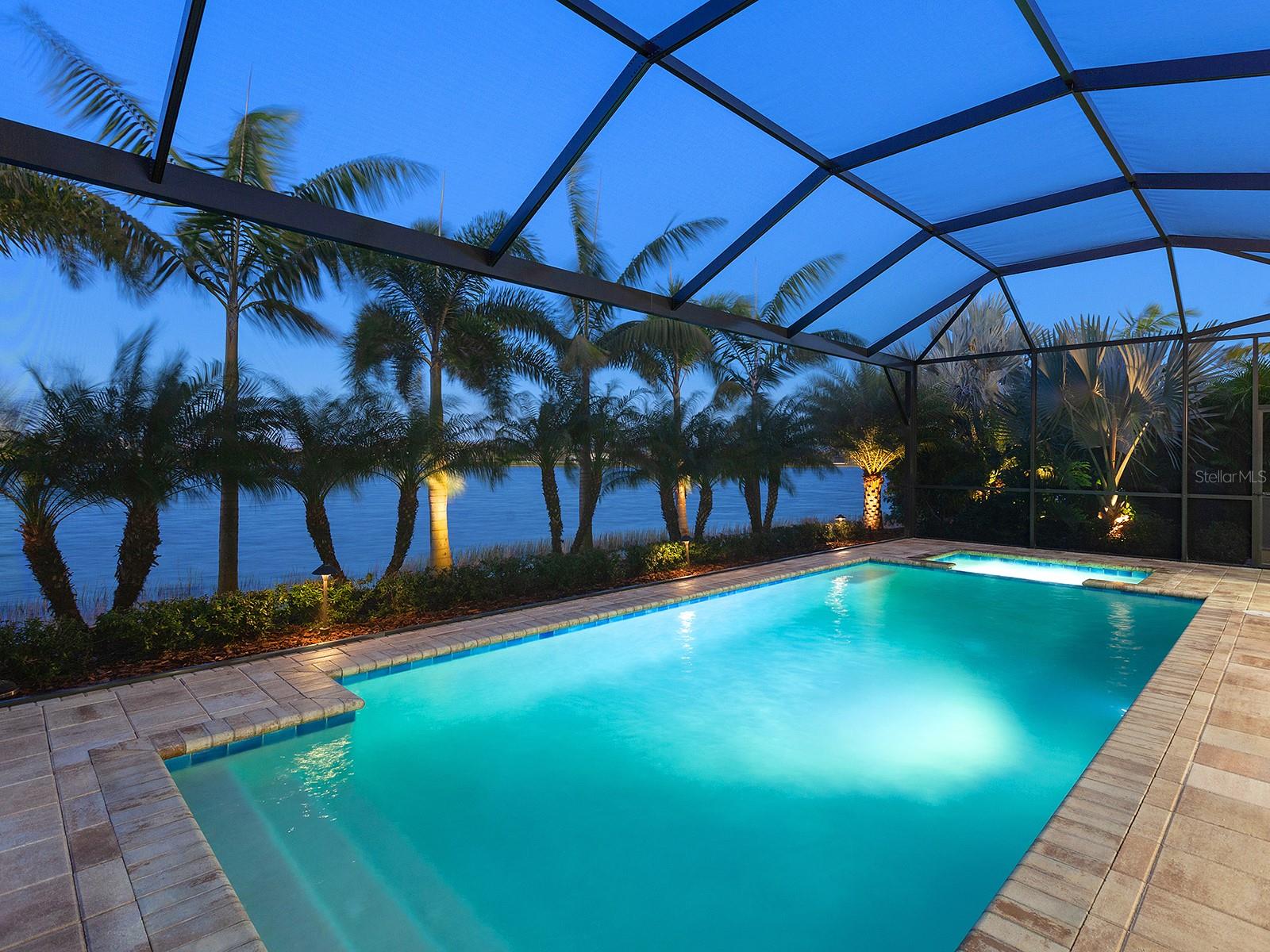 LAKEHOUSE COVE AT WATERSIDE - Residential