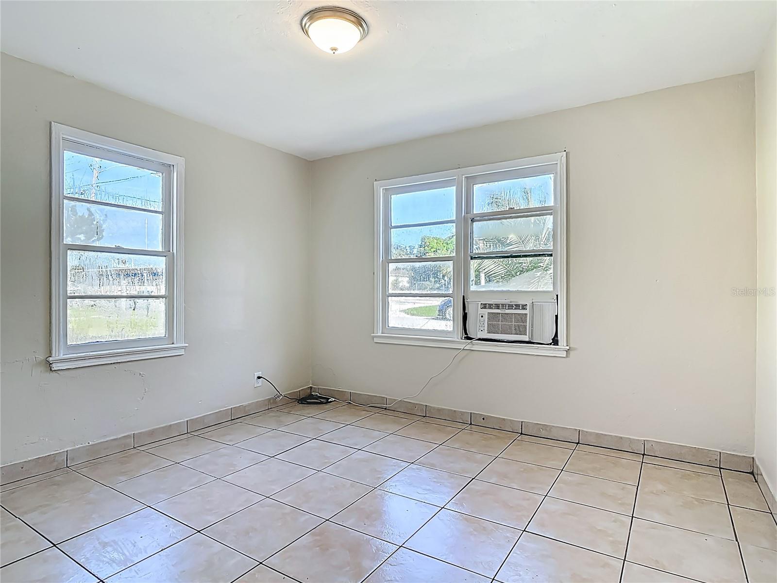 ROGERS & TAYLOR - Residential