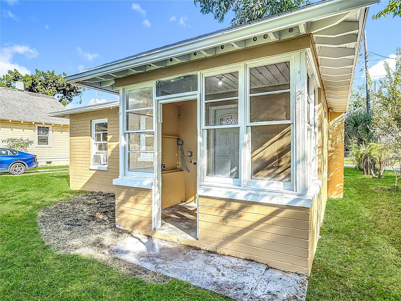 ROGERS & TAYLOR - Residential
