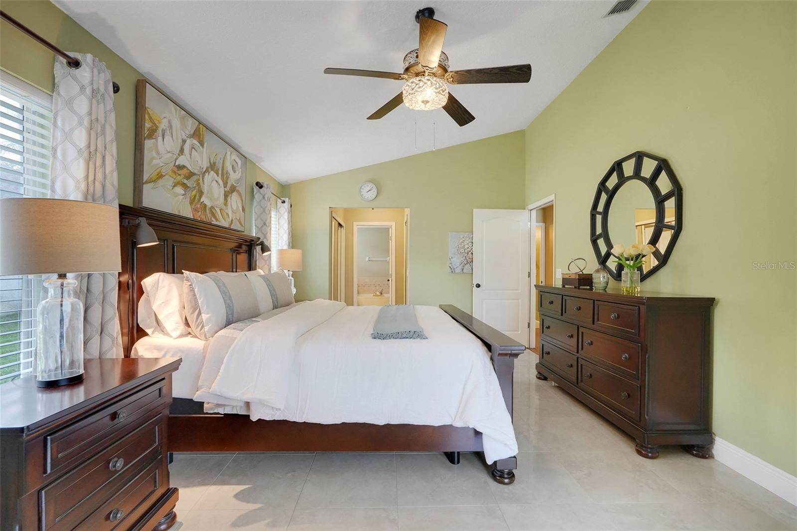 HUNTERS CREEK TR 115 PH 02 - Residential