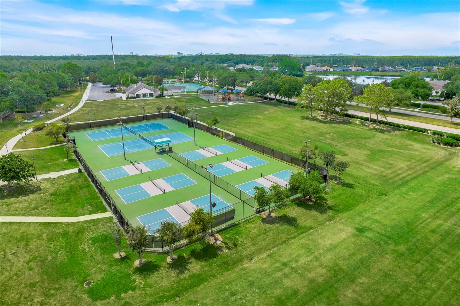 HUNTERS CREEK TR 115 PH 02 - Residential