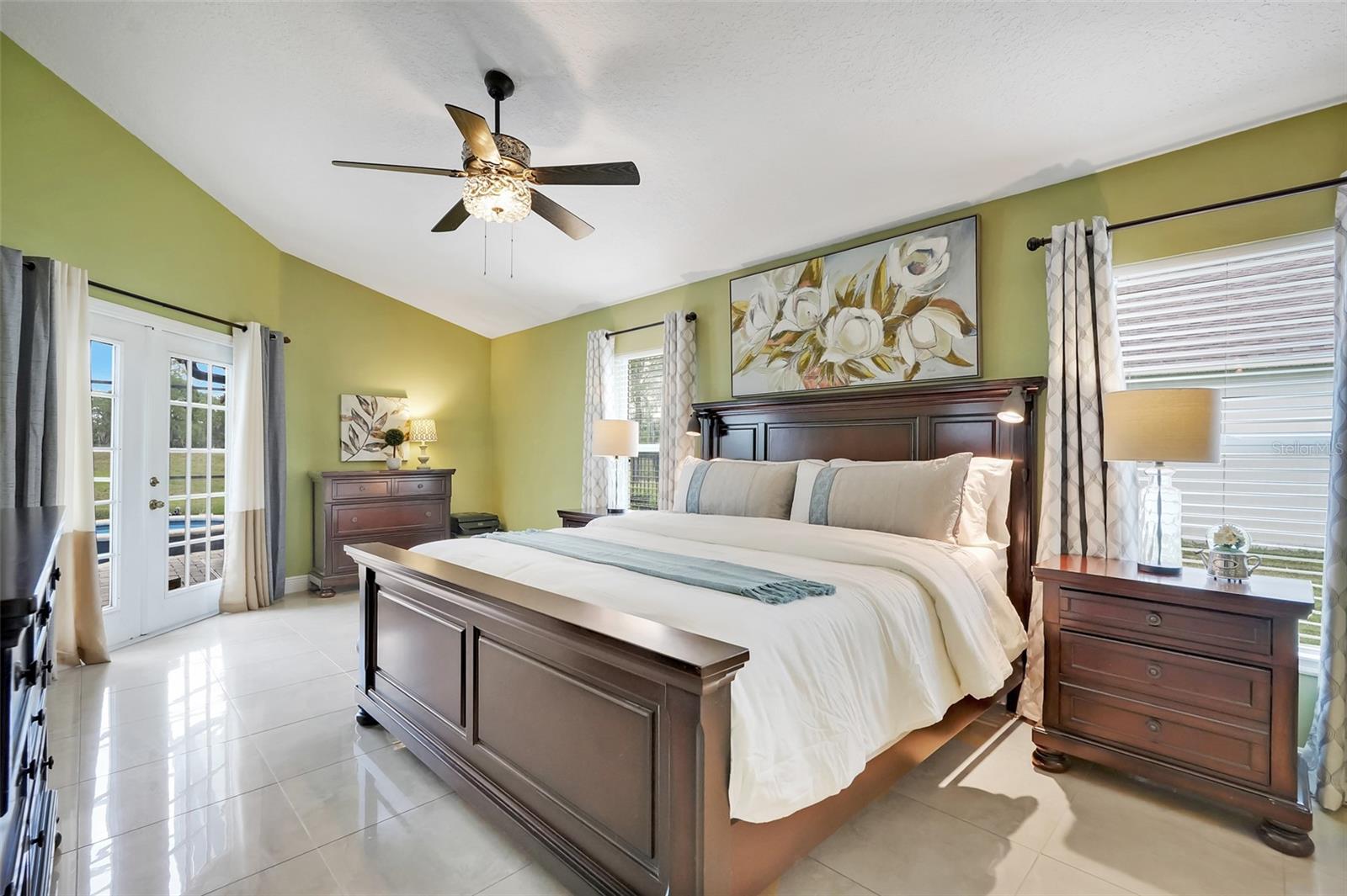 HUNTERS CREEK TR 115 PH 02 - Residential