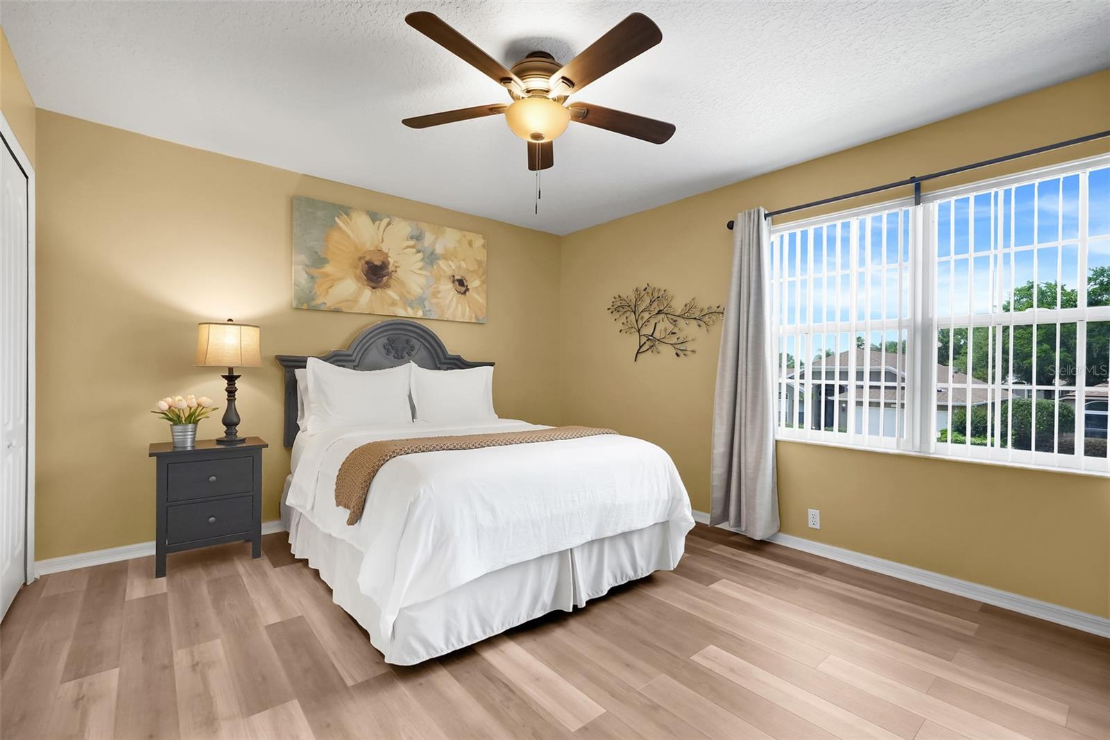 HUNTERS CREEK TR 115 PH 02 - Residential
