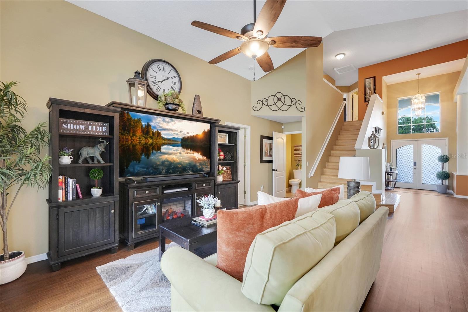 HUNTERS CREEK TR 115 PH 02 - Residential