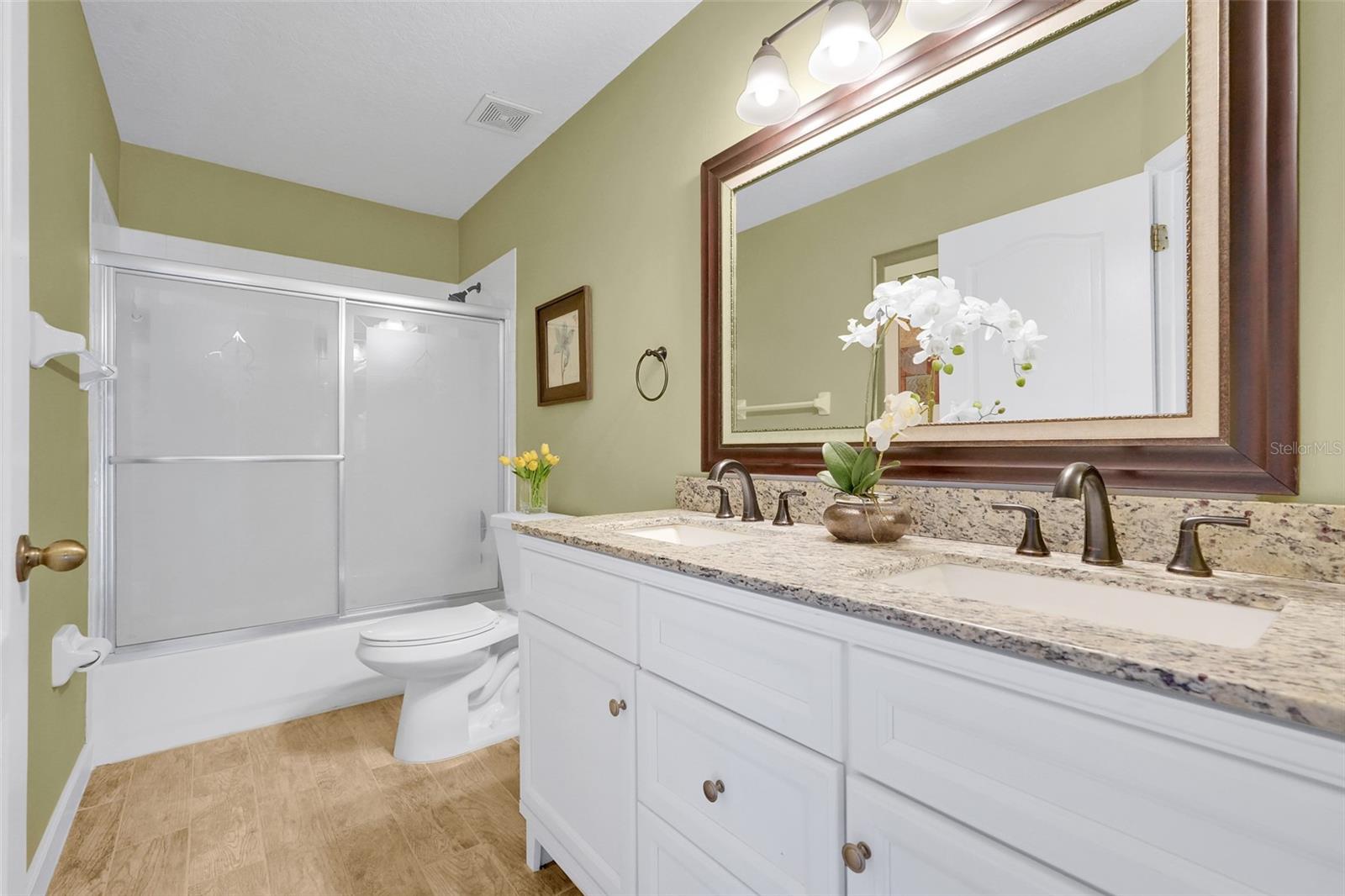 HUNTERS CREEK TR 115 PH 02 - Residential