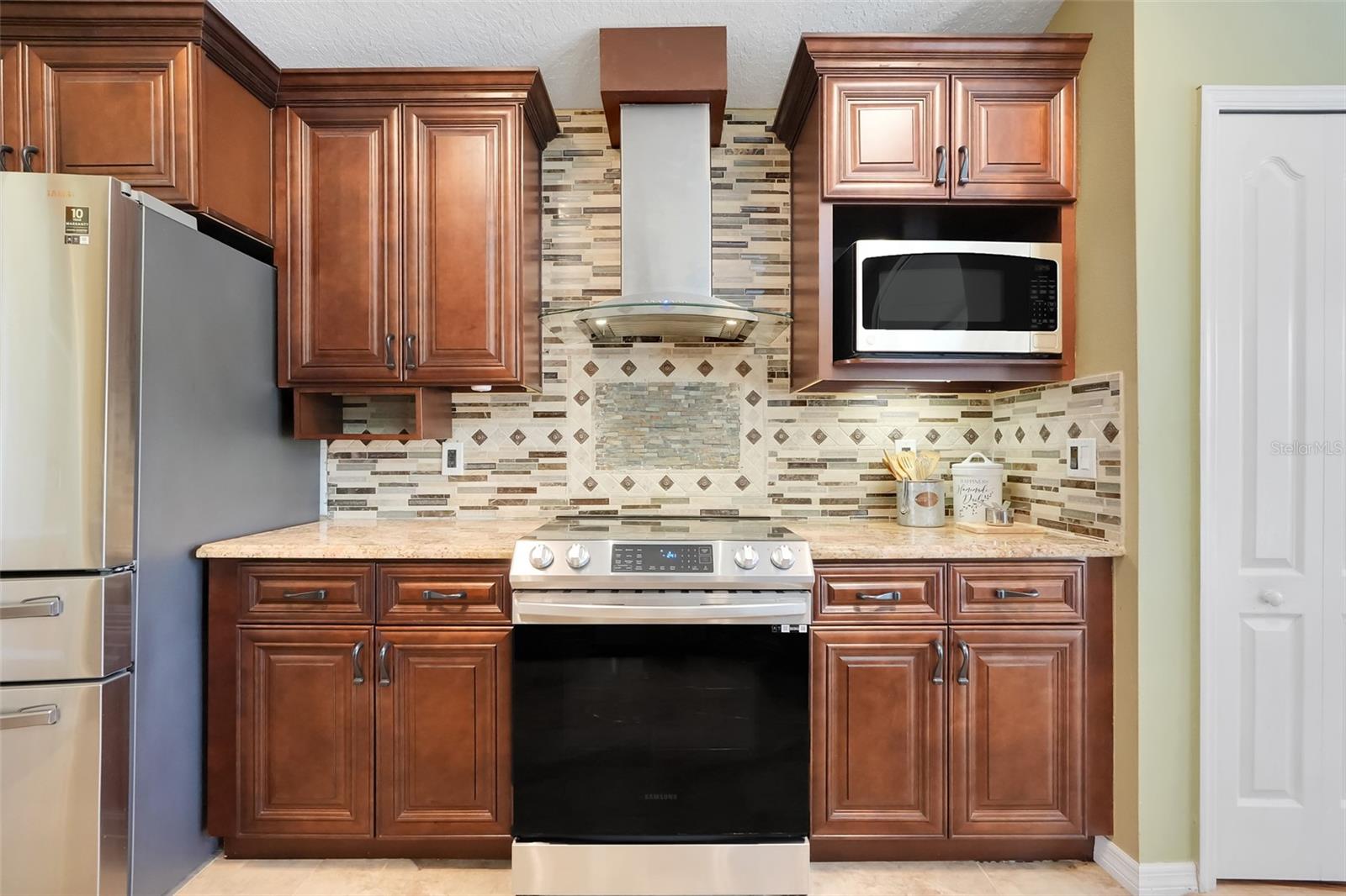 HUNTERS CREEK TR 115 PH 02 - Residential