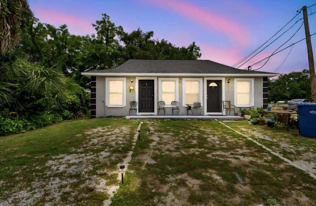 Photo of 1901 E 32nd Avenue, Tampa, FL 33610 (MLS # TB8518011)
