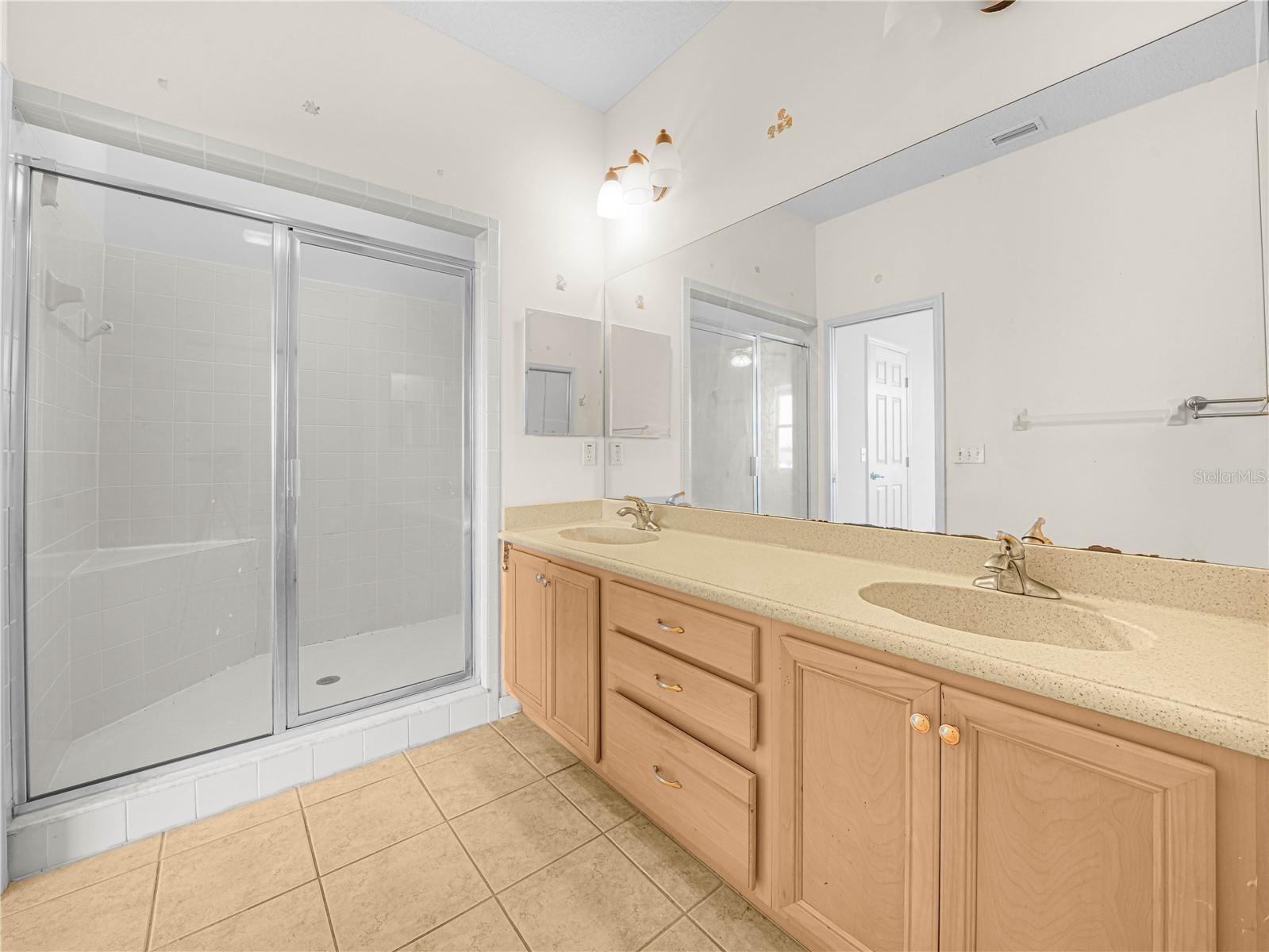 PALMS/ASHTON PH 2 - Residential