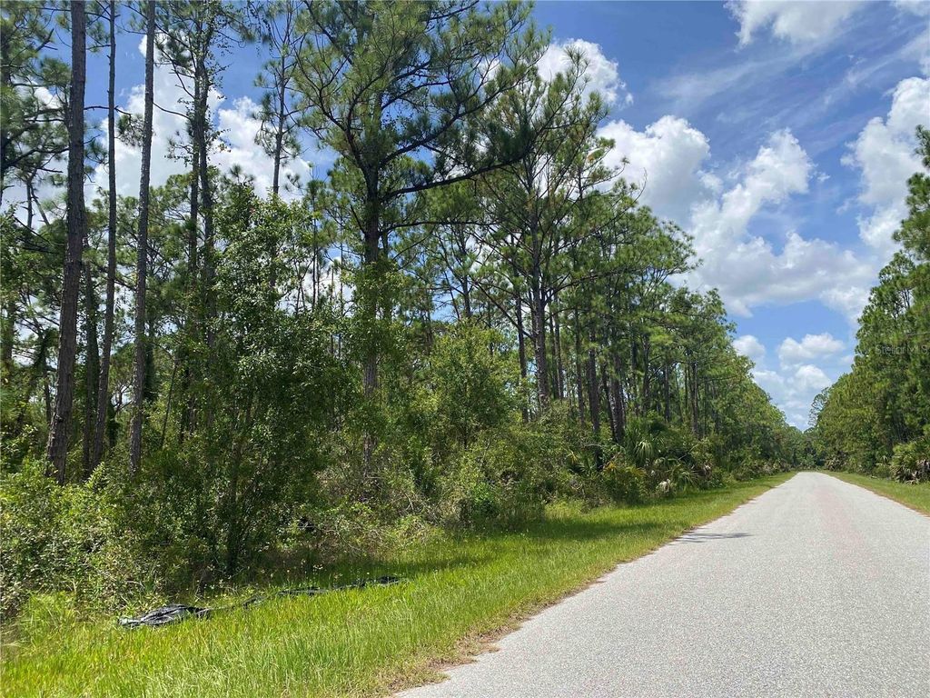 Photo of Kamsler Ave, North Port, FL 34286 (MLS # A4563530)
