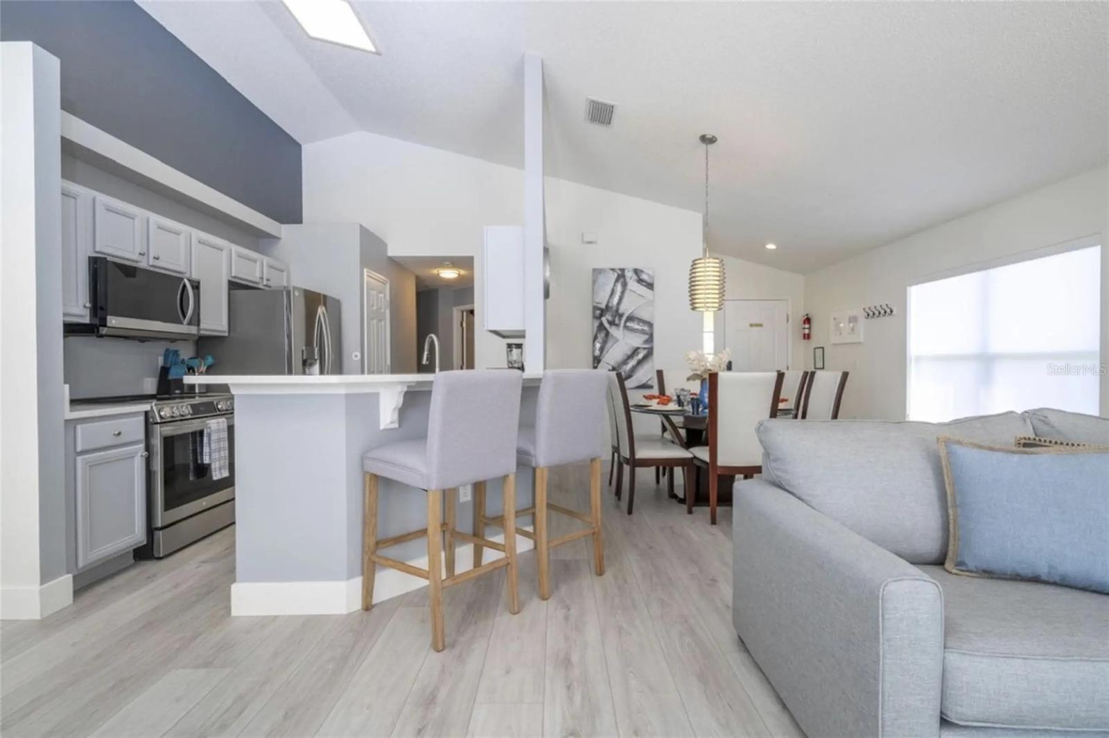 EMERALD ISLAND RESORT PH 3 - Residential