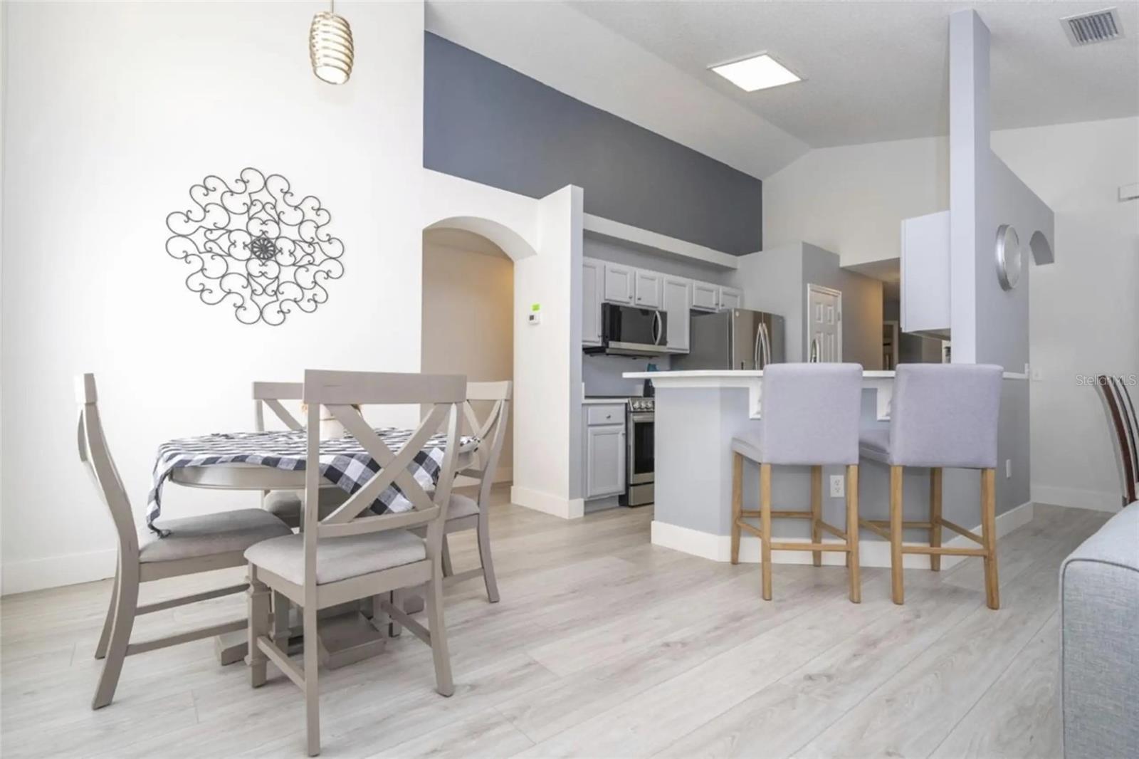 EMERALD ISLAND RESORT PH 3 - Residential