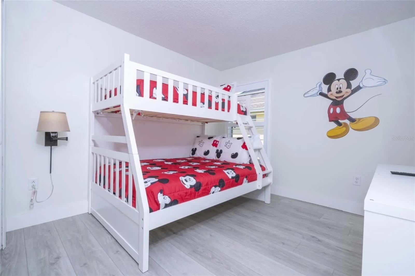 EMERALD ISLAND RESORT PH 3 - Residential