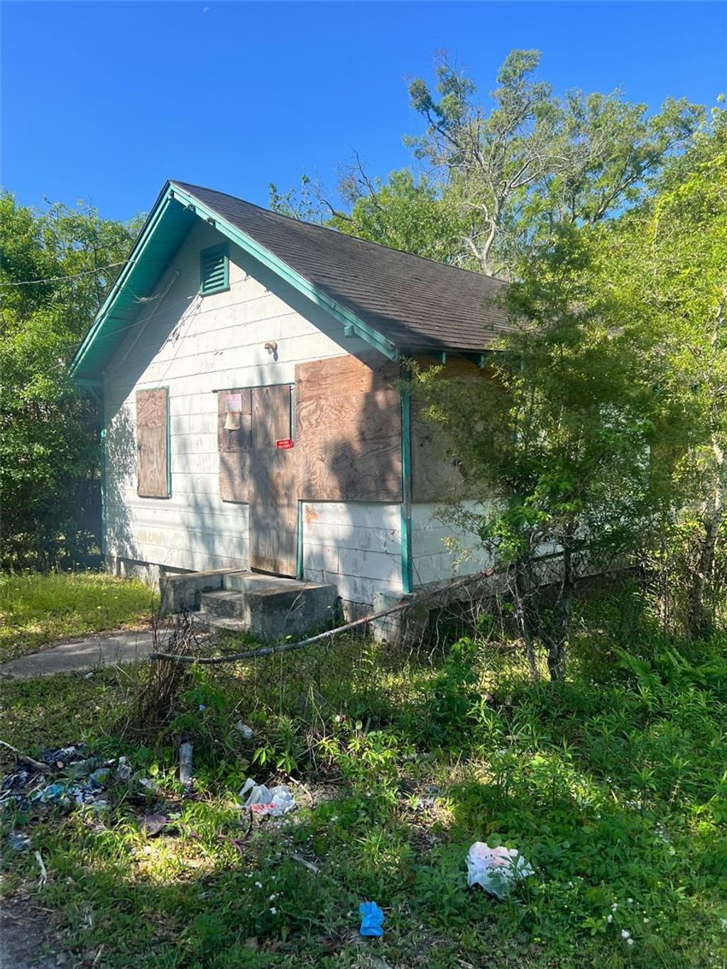 Photo of 2340 Thames Street, Jacksonville, FL 32209 (MLS # TB8498270)