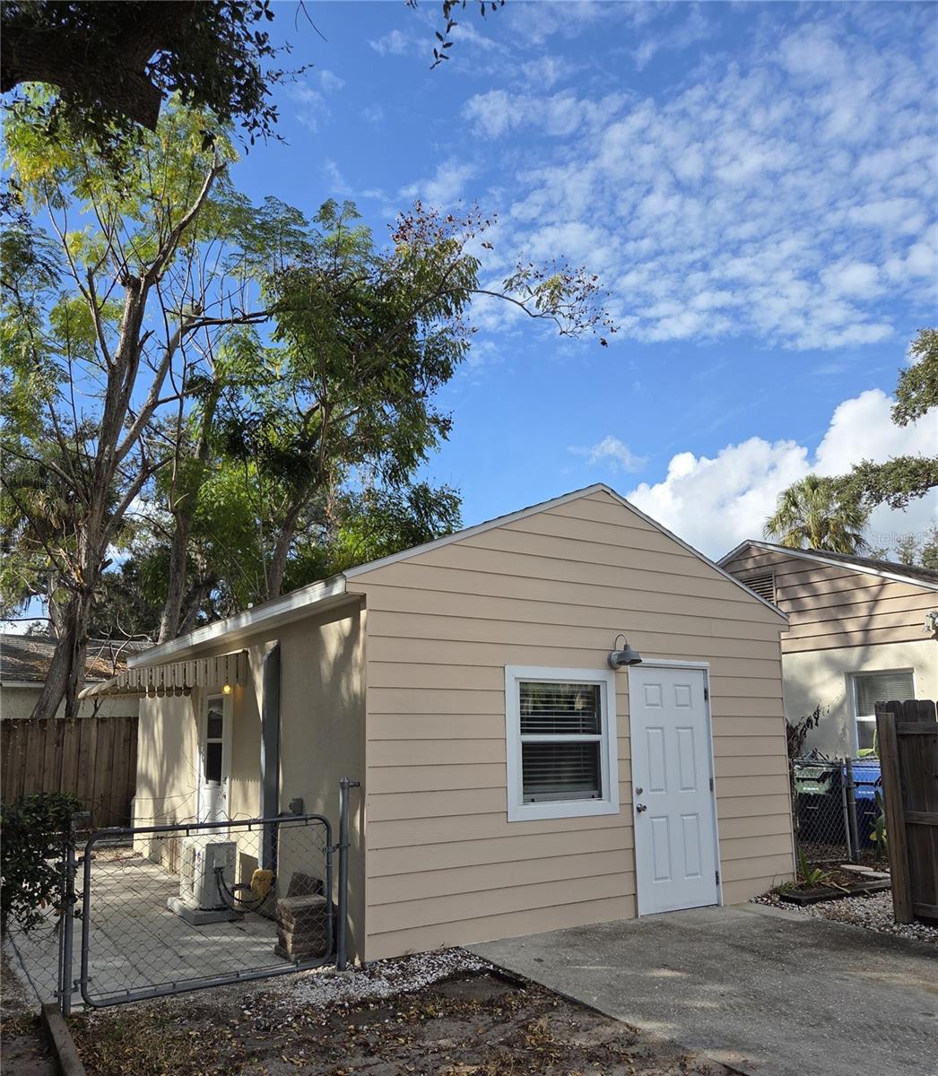 BROOKSIDE - Residential