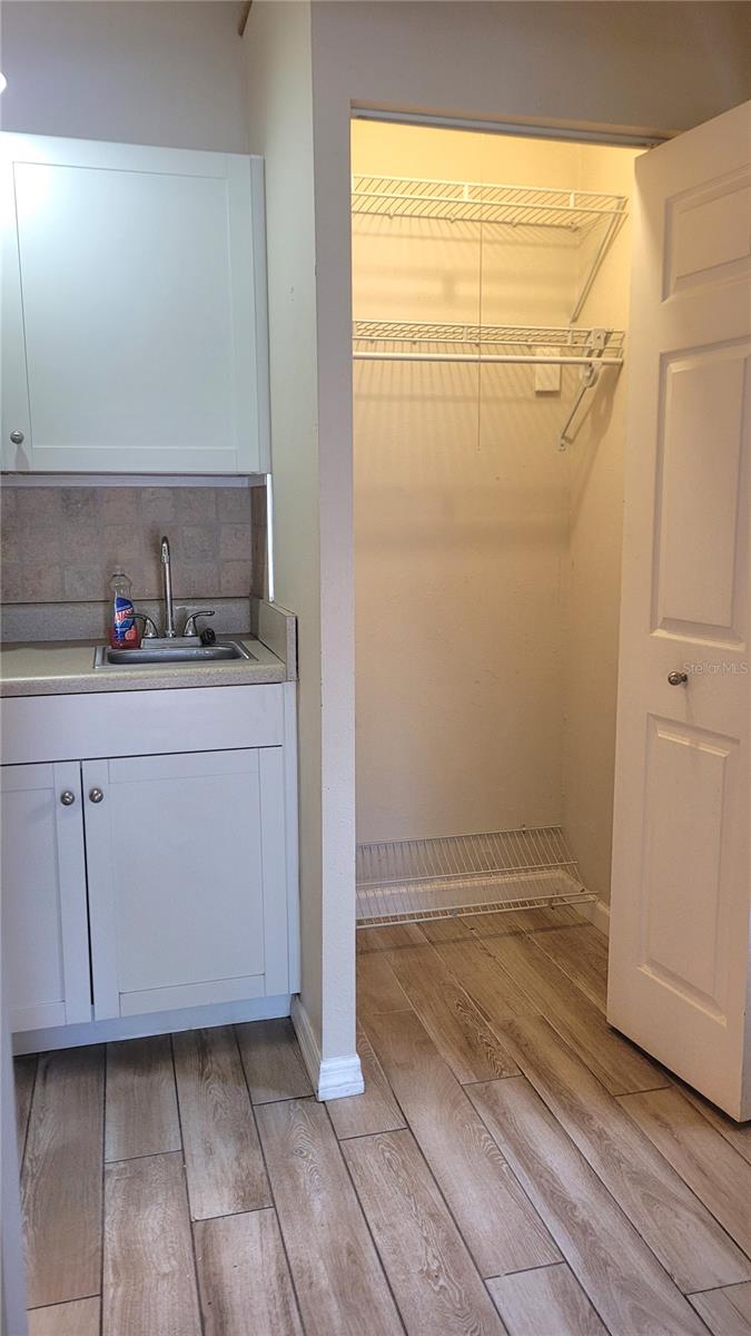 BROOKSIDE - Residential