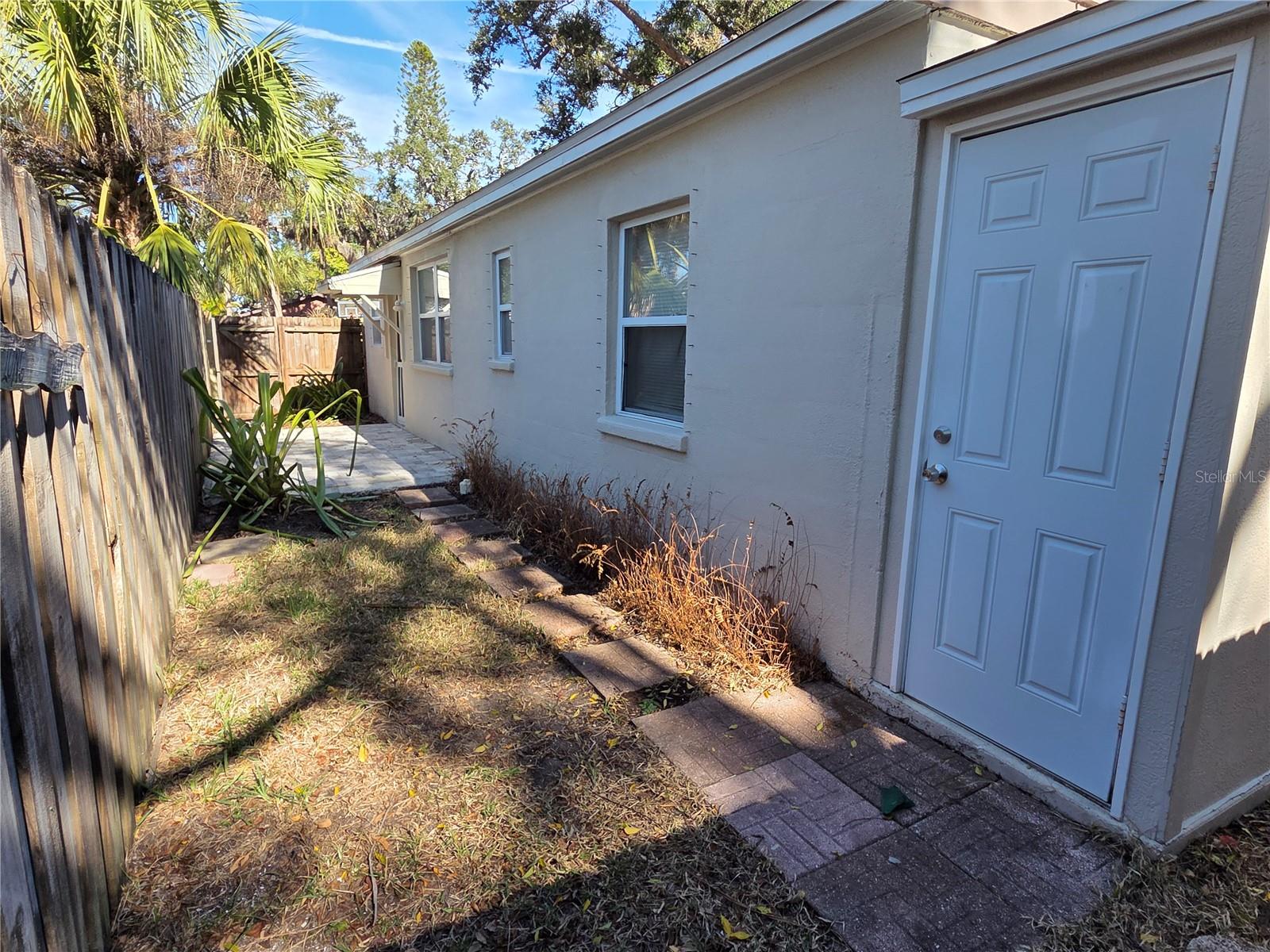 BROOKSIDE - Residential