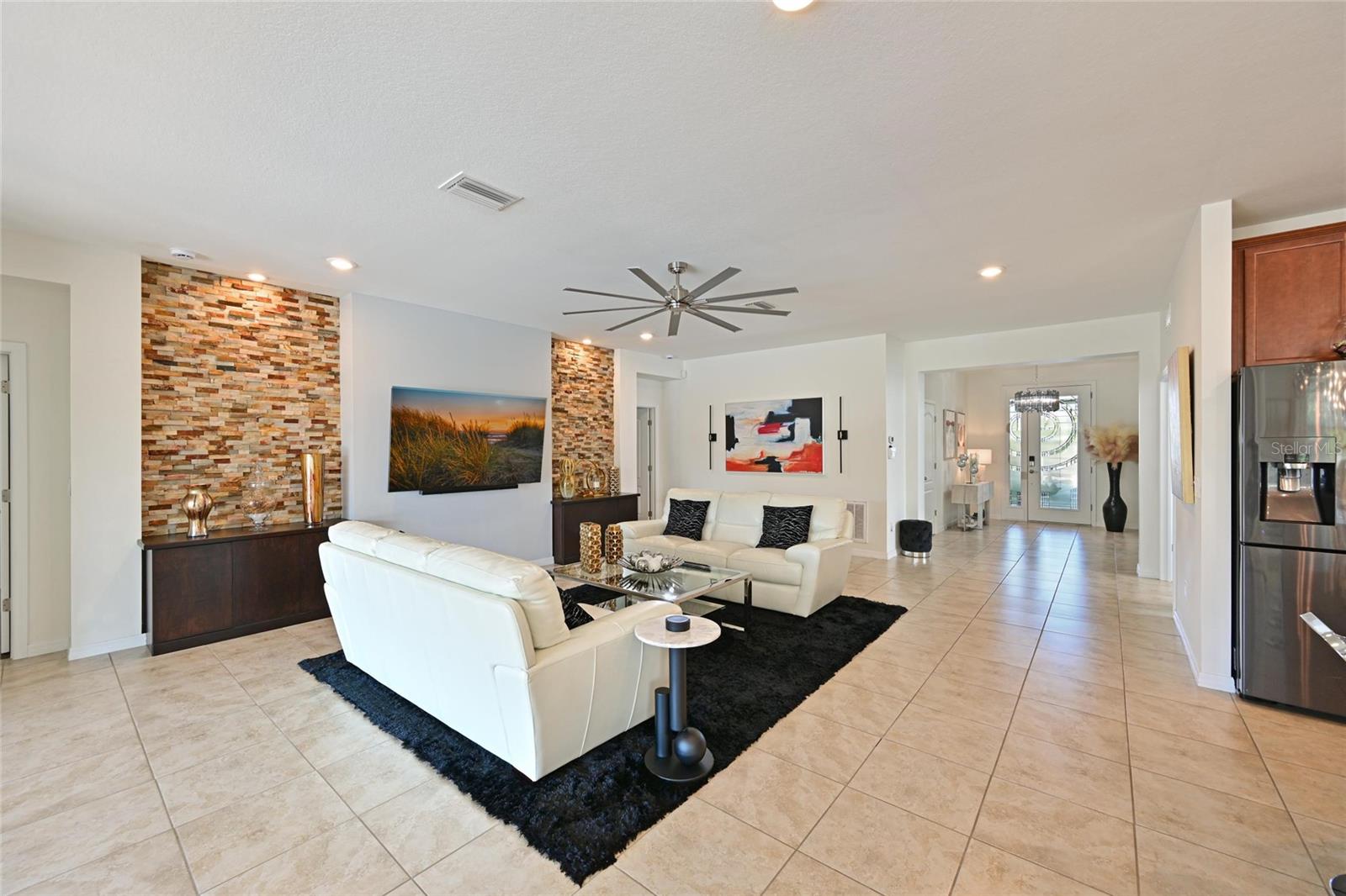 MCKINLEY OAKS - Residential