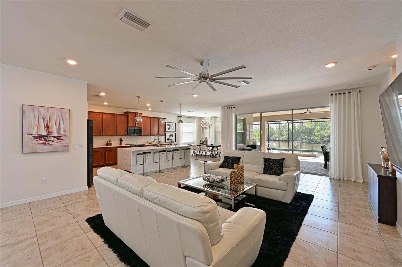 MCKINLEY OAKS - Residential