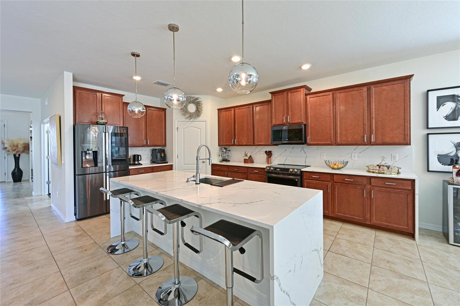 MCKINLEY OAKS - Residential