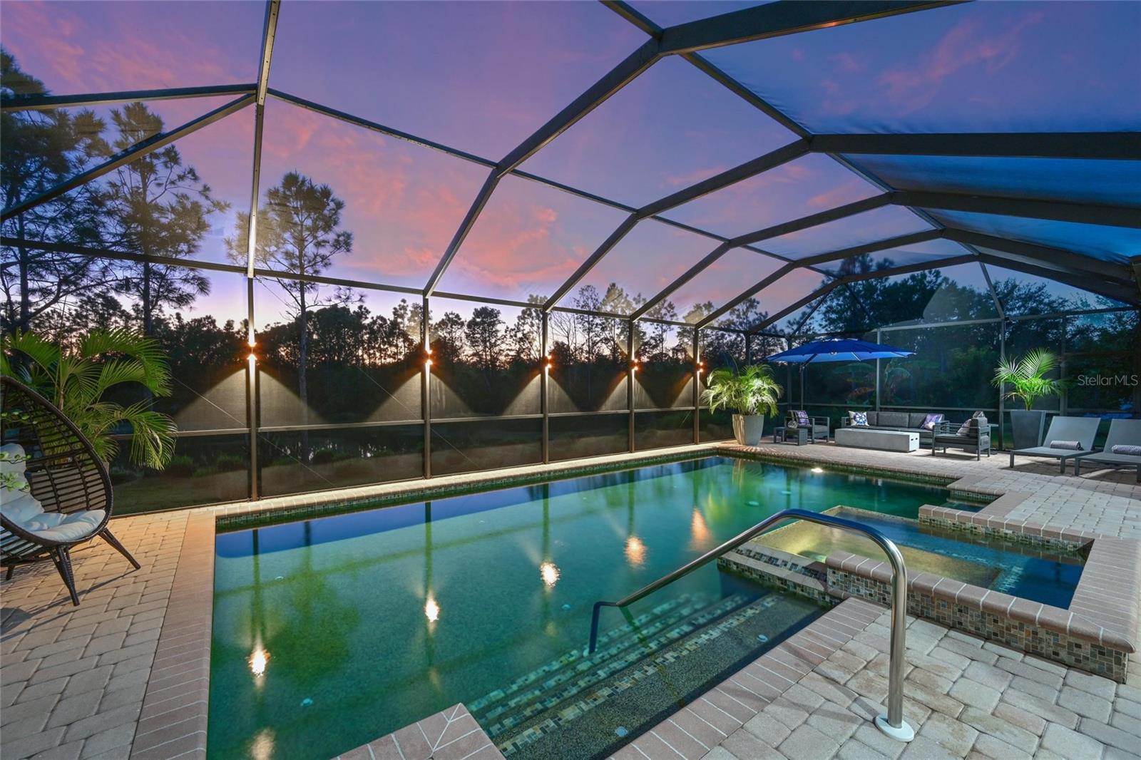 MCKINLEY OAKS - Residential