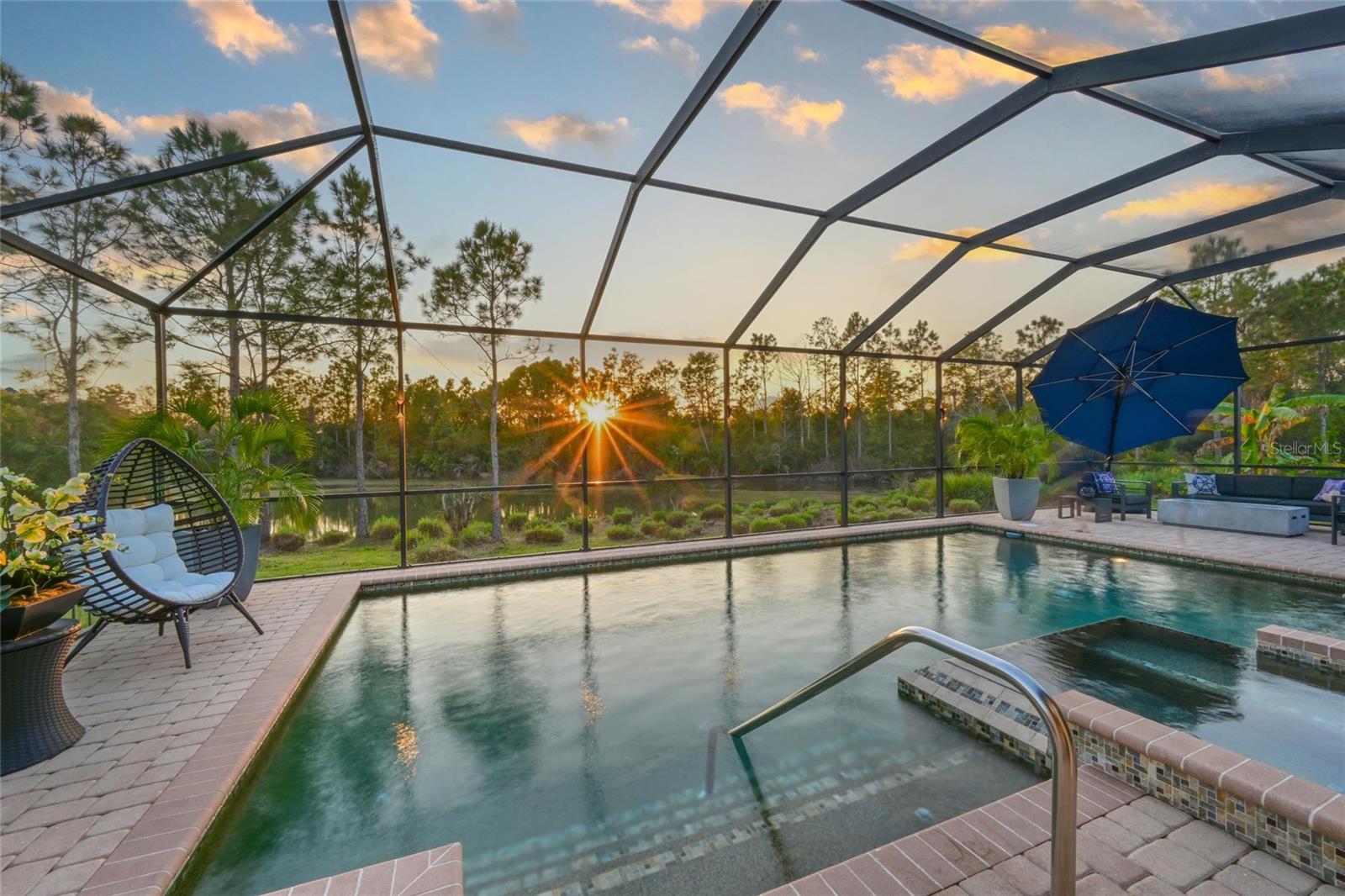 MCKINLEY OAKS - Residential