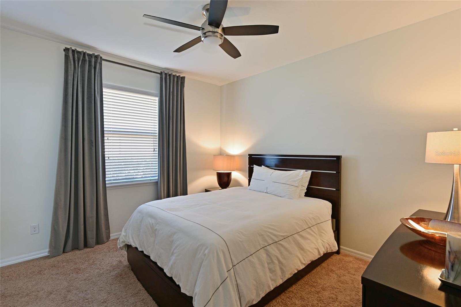 MCKINLEY OAKS - Residential