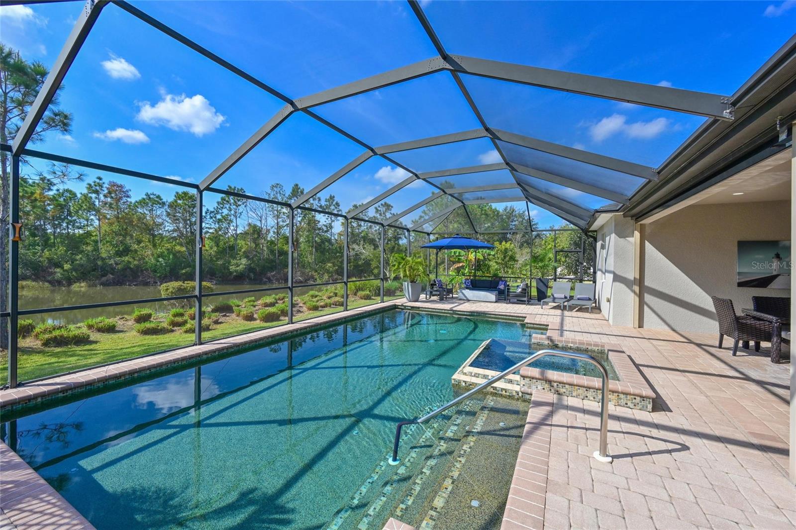 MCKINLEY OAKS - Residential