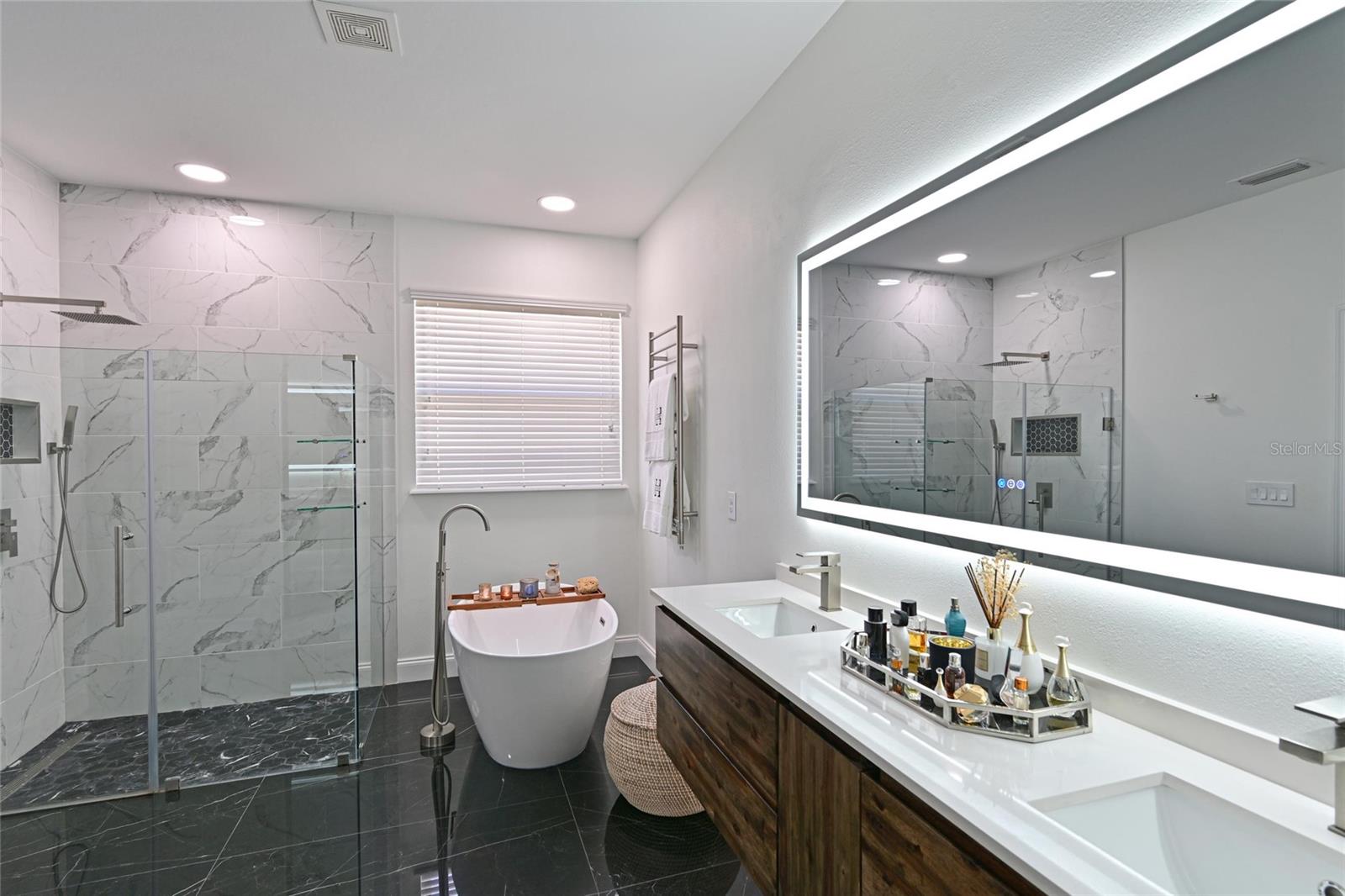 MCKINLEY OAKS - Residential