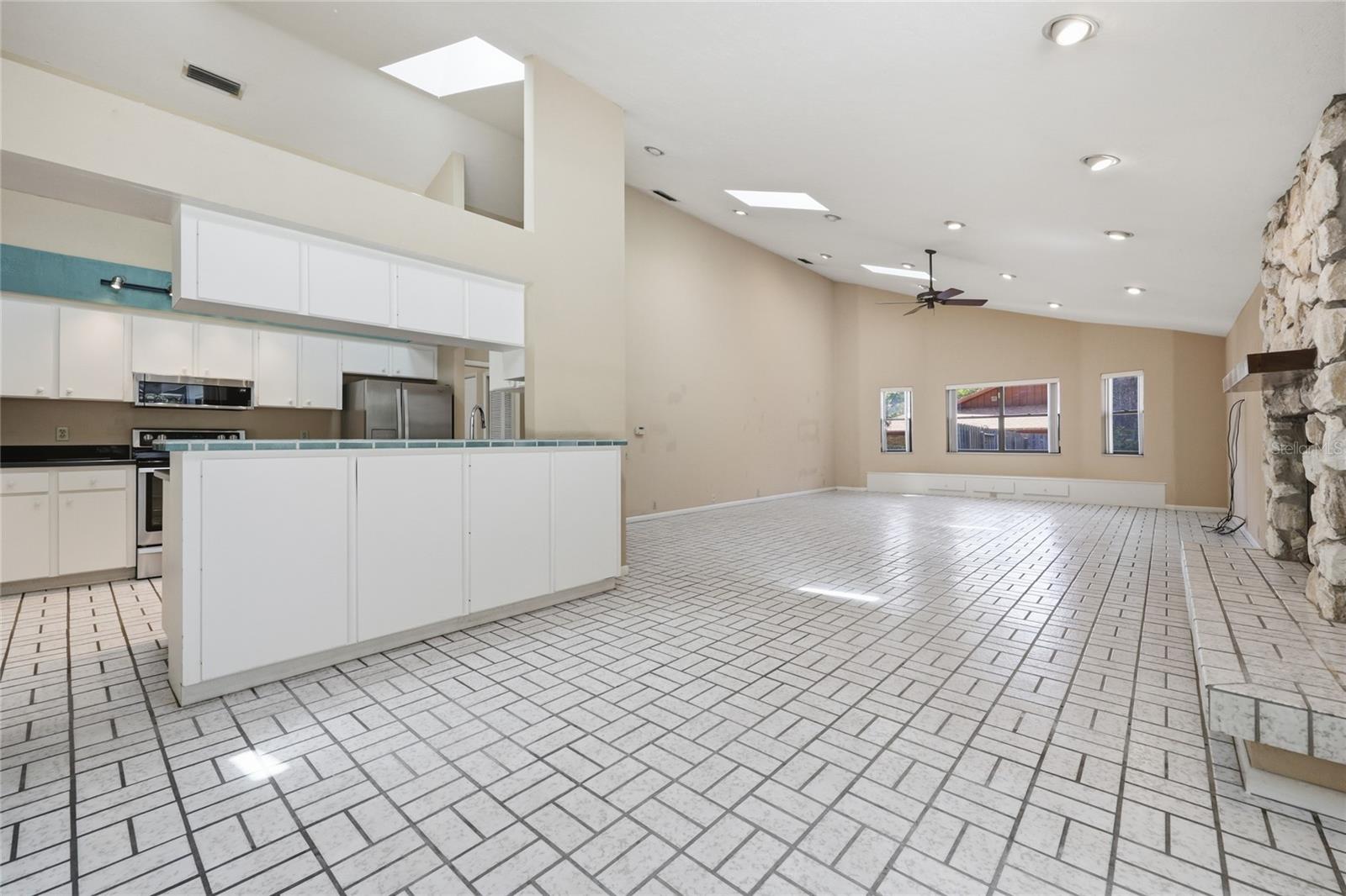 RAINTREE - Residential