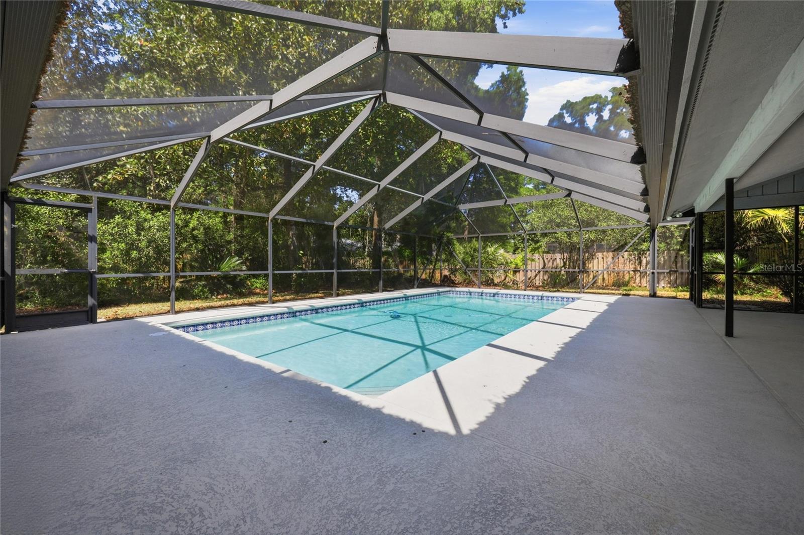 RAINTREE - Residential