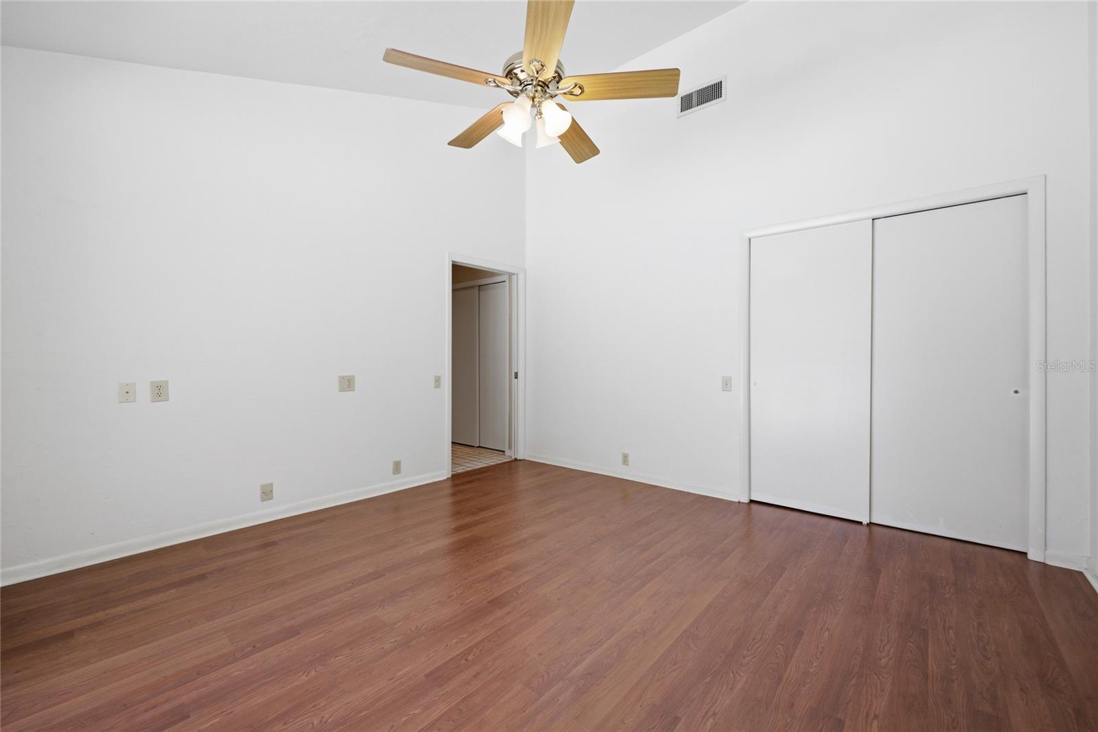 RAINTREE - Residential