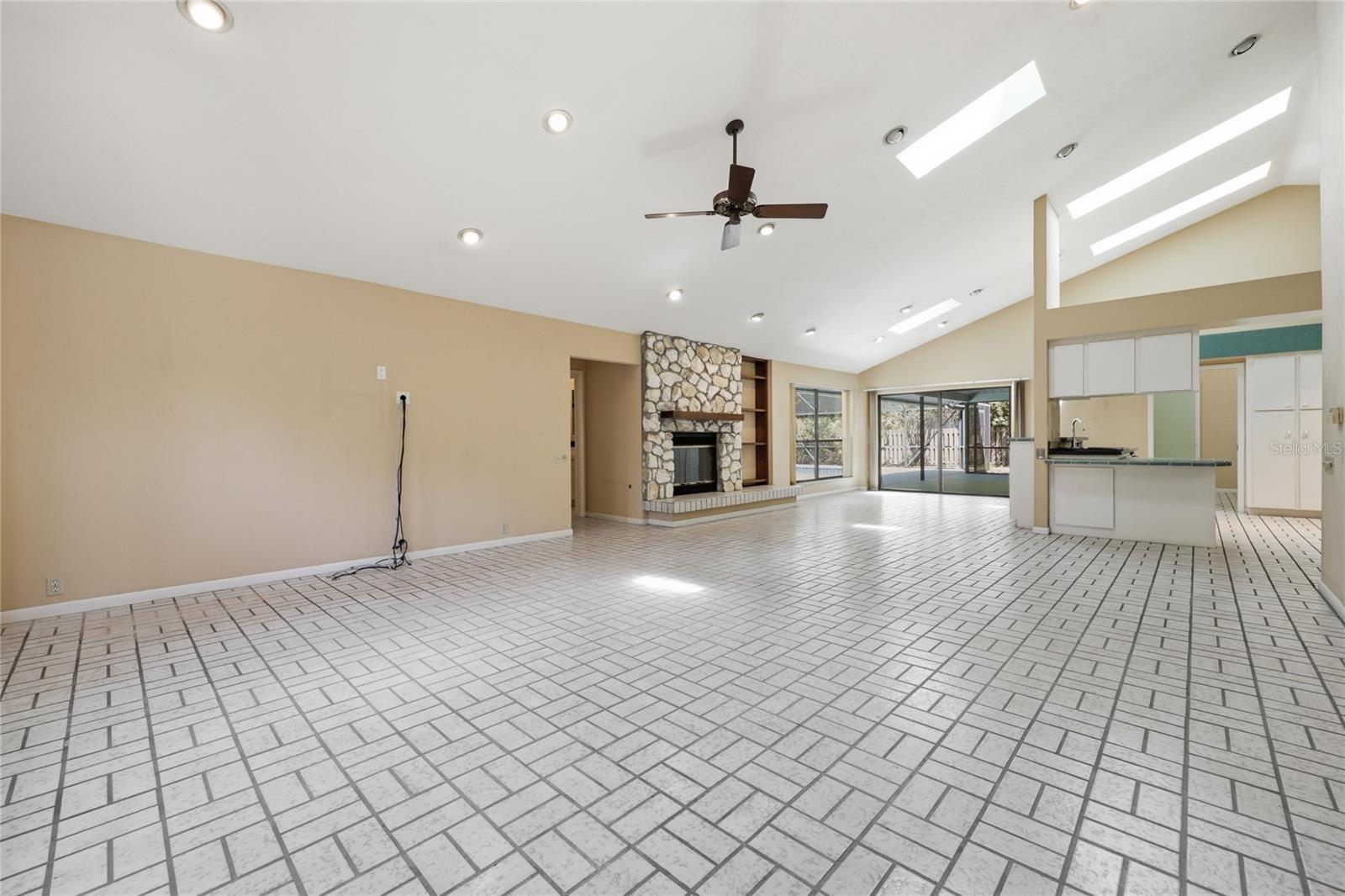 RAINTREE - Residential