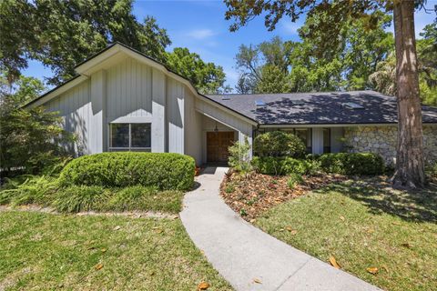 Photo of 2408 NW 14th Place, Gainesville, FL 32605 (MLS # GC538957)