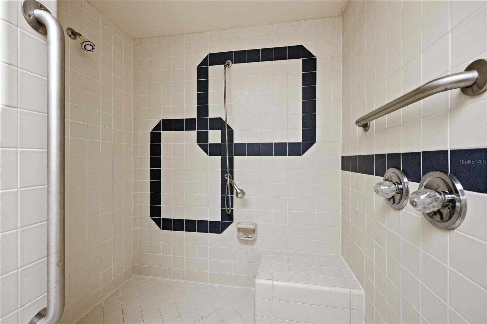 RAINTREE - Residential