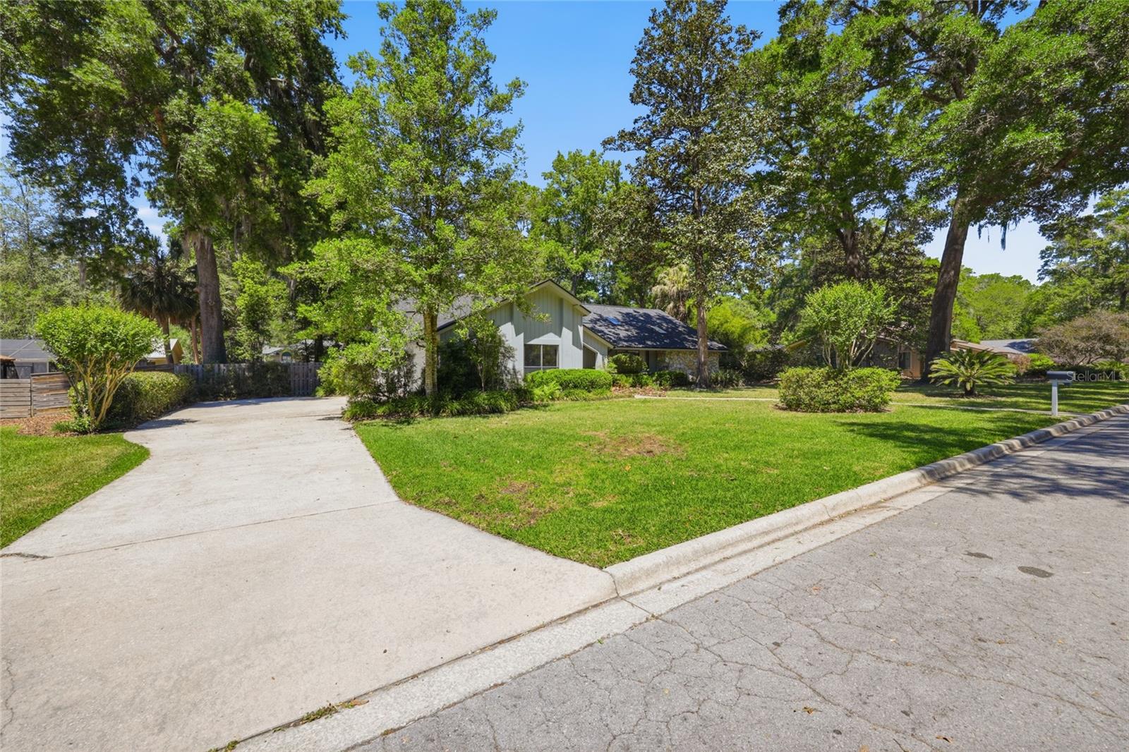 RAINTREE - Residential