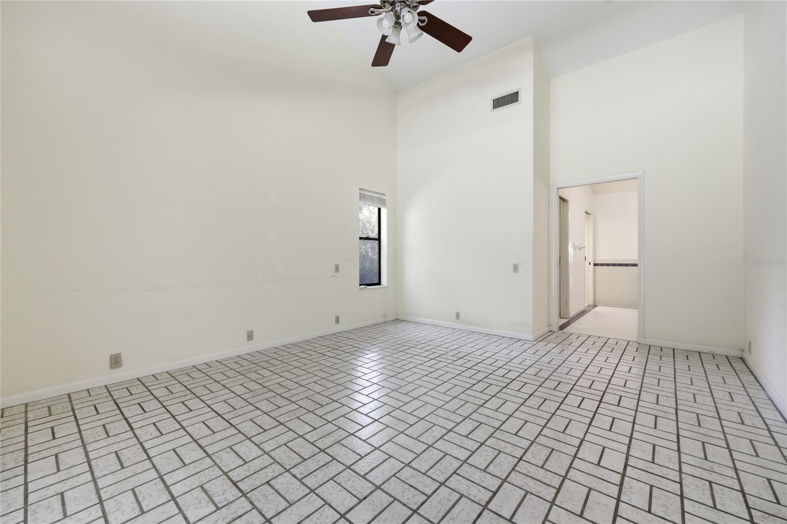 RAINTREE - Residential