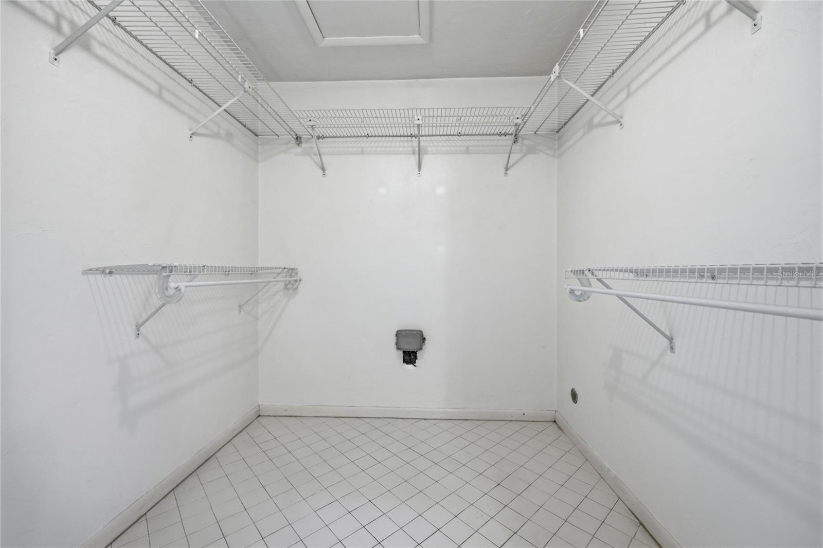 RAINTREE - Residential