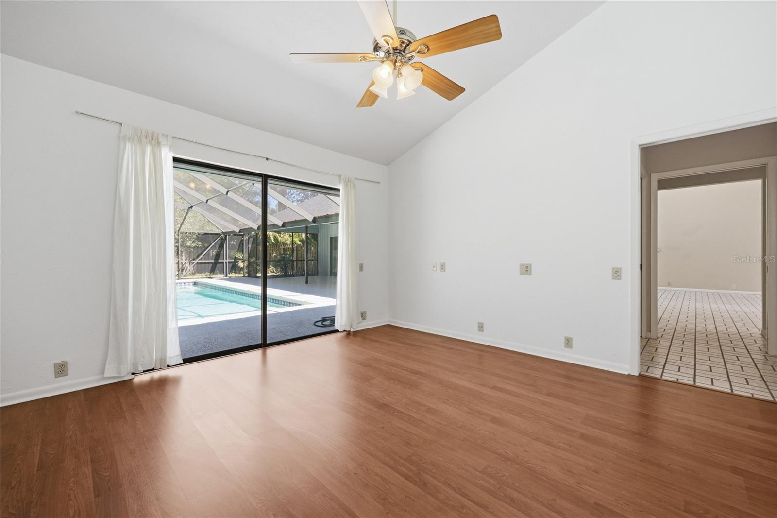 RAINTREE - Residential