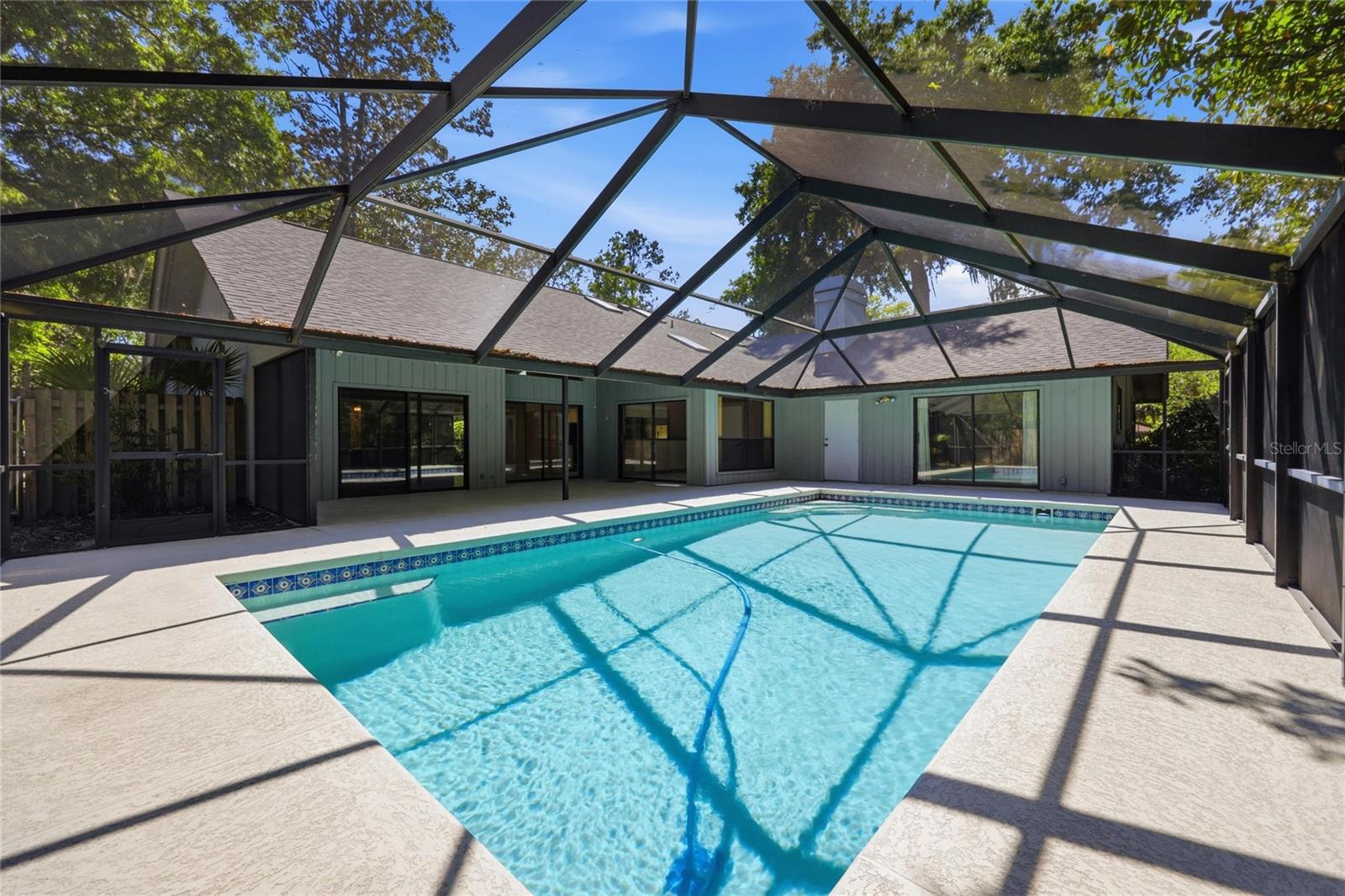 RAINTREE - Residential