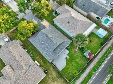 A home in PORT ORANGE