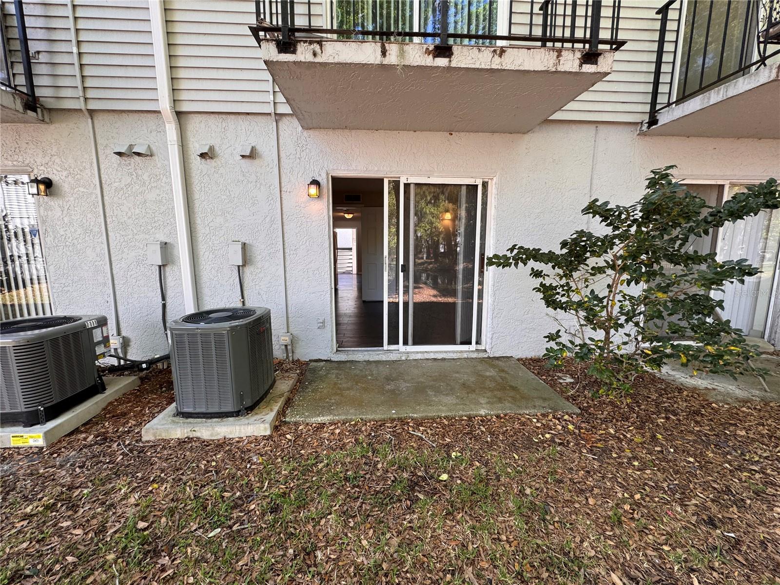 WATERSIDE CONDO I - Residential
