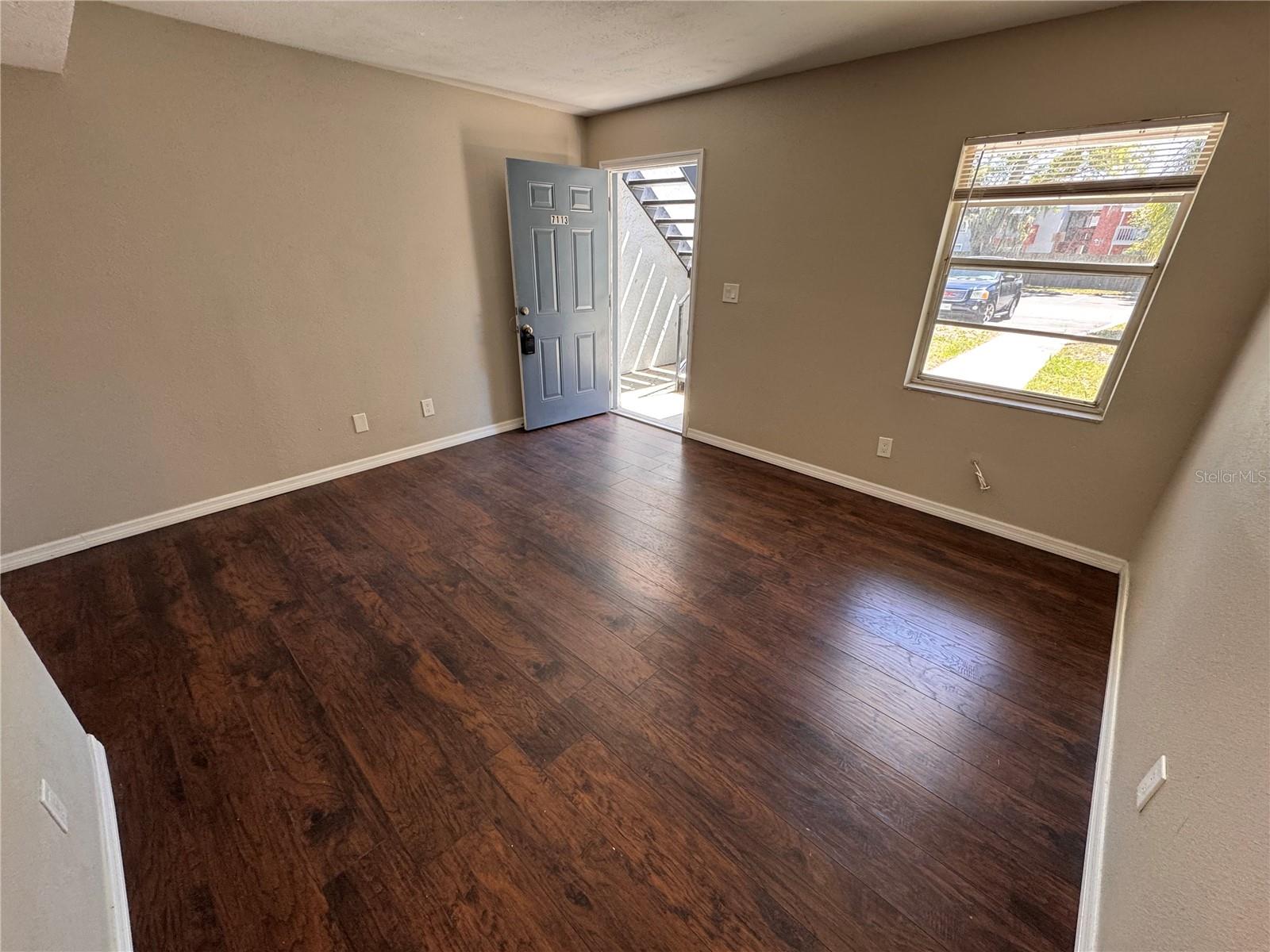 WATERSIDE CONDO I - Residential